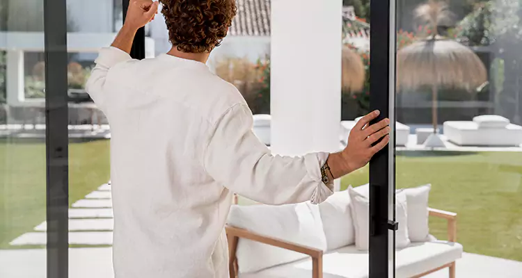 Fix Backyard Sliding Door Hard To Operate in Sanford, FL